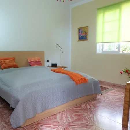 Casa Antigua